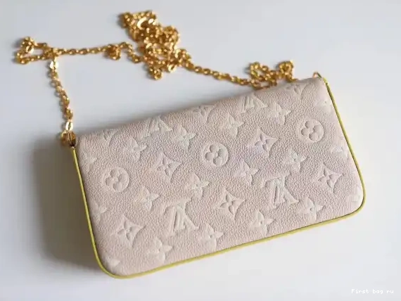 First bag ru VUITTON FÉLICIE LOUIS POCHETTE 0606